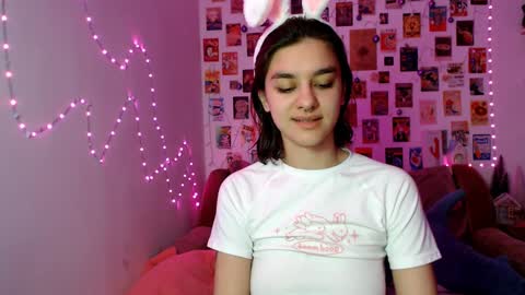 Snapshot of celine_dionn chatting on December 14, 10:24 am Celine online show from December 14, 10:24 am