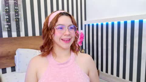 Snapshot of celineblossom_ chatting on October 27, 10:08 am Celine online show from October 27, 10:08 am