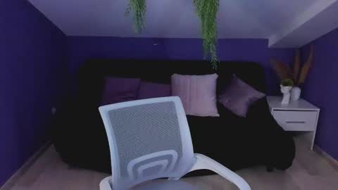 elin online show from September 21, 8:54 pm