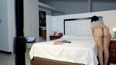 Snapshot of cerecitaqueen chatting on December 23, 3:04 am Cerecita online show from December 23, 3:04 am