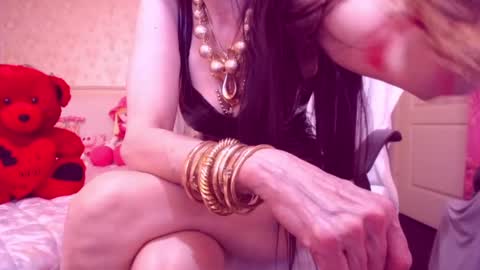 Snapshot of cerisedodd chatting on February 6, 4:53 am Cerise online show from February 6, 4:53 am