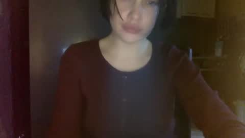 Snapshot of cerisedood82 chatting on April 23, 7:38 pm Eva online show from April 23, 7:38 pm