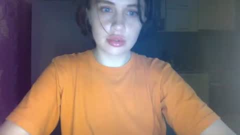 Snapshot of cerisedood82 chatting on May 14, 9:54 pm Eva online show from May 14, 9:54 pm
