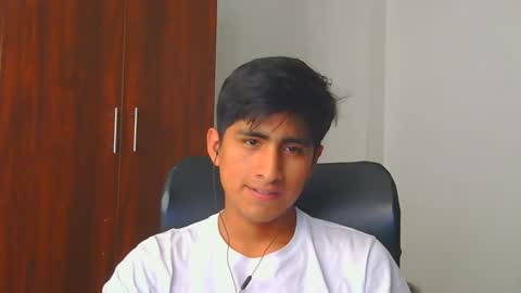 Snapshot of cesarex148 chatting on December 31, 9:50 pm Cesar online show from December 31, 9:50 pm