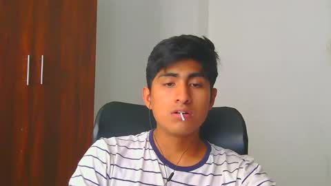 Snapshot of cesarex148 chatting on January 1, 7:53 pm Cesar online show from January 1, 7:53 pm