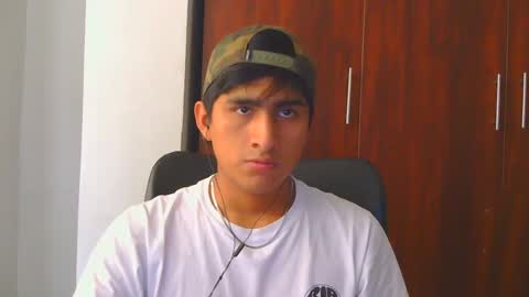 Snapshot of cesarex148 chatting on January 14, 10:44 pm Cesar online show from January 14, 10:44 pm