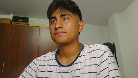 Snapshot of cesarex148 chatting on February 25, 1:41 am Cesar online show from February 25, 1:41 am