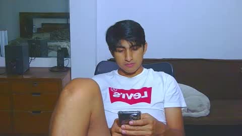 Snapshot of cesarex148 chatting on January 6, 3:43 am Cesar online show from January 6, 3:43 am