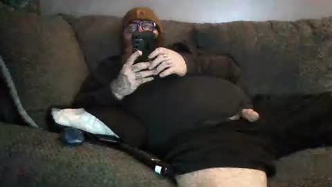 Snapshot of cff8833 chatting on February 2, 2:32 am cff8833 online show from February 2, 2:32 am