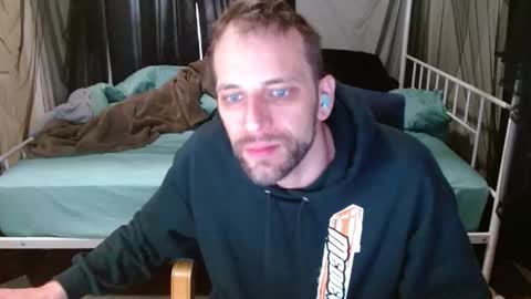 cguffey2284 online show from February 20, 7:03 pm