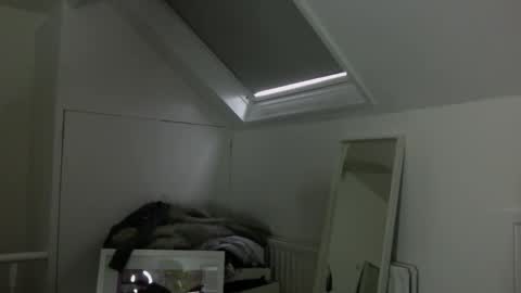 Snapshot of chacar123 chatting on March 23, 8:07 am 2Play and play2 online show from March 23, 8:07 am