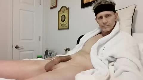 chad6f00t6 online show from May 7, 3:50 pm