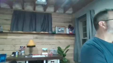 chadmichaell online show from February 20, 1:57 am