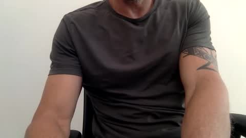 Chags online show from March 27, 8:08 pm