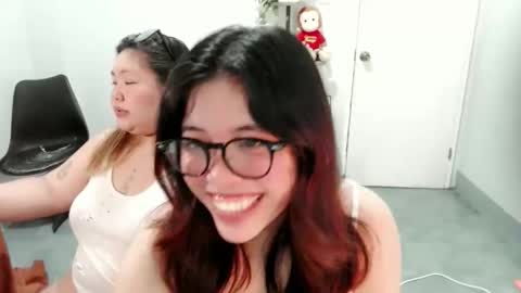 Snapshot of chakadal_xx chatting on February 27, 3:45 pm chakadal_xx online show from February 27, 3:45 pm