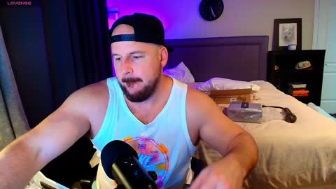 Snapshot of chance69cruise chatting on February 5, 1:26 am Chance Cruise online show from February 5, 1:26 am