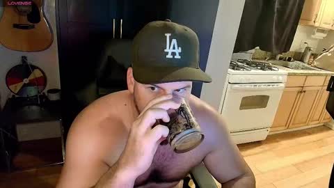 Snapshot of chance69cruise chatting on December 2, 1:00 am Chance Cruise online show from December 2, 1:00 am