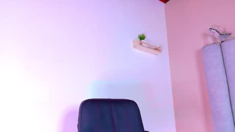 C H A N E L online show from October 21, 2:56 am