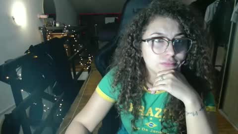 Stephanieblisss online show from February 11, 5:07 pm