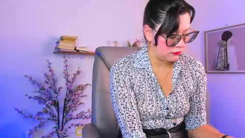 chanell online show from May 11, 12:44 pm