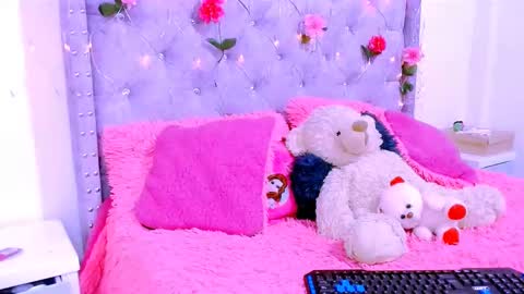 Snapshot of chanelle_07 chatting on February 14, 5:30 am Chanelle 07 online show from February 14, 5:30 am