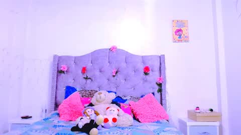 Snapshot of chanelle_07 chatting on February 18, 10:58 pm Chanelle 07 online show from February 18, 10:58 pm