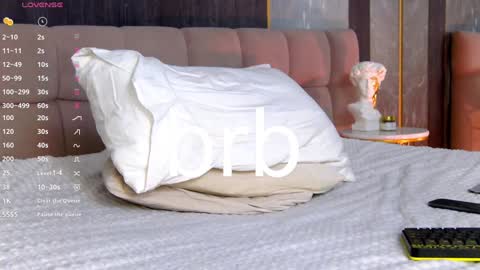 Chanel online show from January 30, 9:04 am