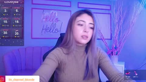 channel_blonde_a online show from January 4, 7:34 pm