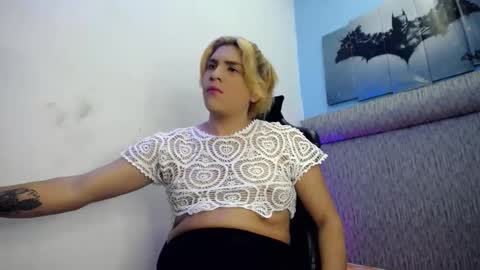 Snapshot of channel_exotic chatting on March 29, 4:34 am CHANNEL online show from March 29, 4:34 am