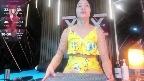 Channel Guss online show from November 16, 5:18 pm