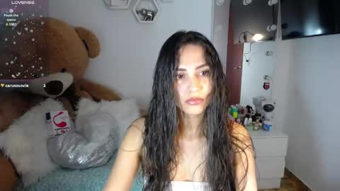 Snapshot of channelrose_1 chatting on April 23, 8:24 am Isabella online show from April 23, 8:24 am