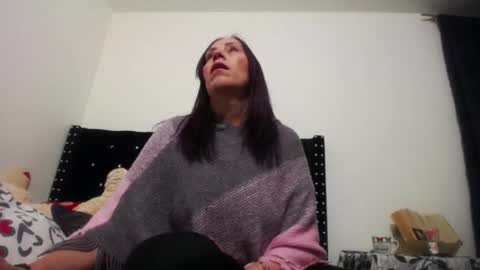    online show from May 12, 3:25 am