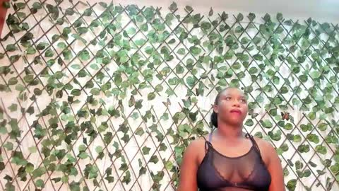 Snapshot of chantelxxl chatting on October 2, 11:17 am chantelxxl online show from October 2, 11:17 am