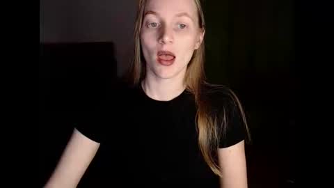 Snapshot of chanti_lovee chatting on February 26, 9:48 pm We Vibe Device that vibrates at the sound of Tips and makes me wet. vibe lush edging daddy lovense online show from February 26, 9:48 pm
