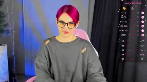 Snapshot of chaoka_ chatting on December 13, 4:33 am Suzanna Snow online show from December 13, 4:33 am