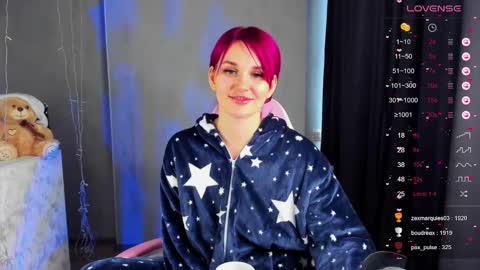 Snapshot of chaoka_ chatting on January 5, 6:56 am Suzanna Snow online show from January 5, 6:56 am