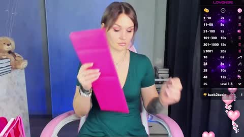 Snapshot of chaoka_ chatting on February 22, 4:18 am Suzanna Snow online show from February 22, 4:18 am