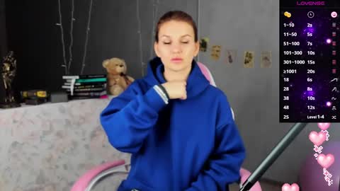 Snapshot of chaoka_ chatting on March 3, 4:25 am Suzanna Snow online show from March 3, 4:25 am