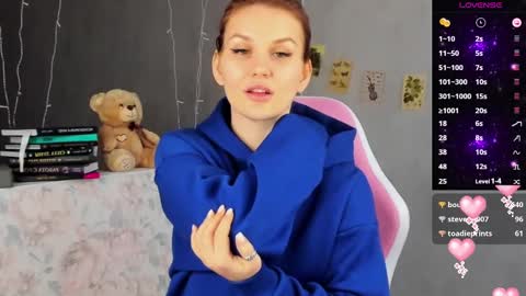 Snapshot of chaoka_ chatting on March 3, 7:32 am Suzanna Snow online show from March 3, 7:32 am