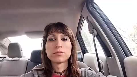 Snapshot of chaos_kat chatting on February 6, 5:19 pm Chaos Kat online show from February 6, 5:19 pm