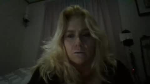 Snapshot of chaosangel33 chatting on January 22, 12:17 pm Ms. Behaving online show from January 22, 12:17 pm