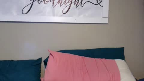 Snapshot of chaoswithchloe chatting on April 6, 11:49 pm ChLoE online show from April 6, 11:49 pm