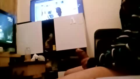 Snapshot of chapy38 chatting on December 21, 1:35 am chapy38 online show from December 21, 1:35 am