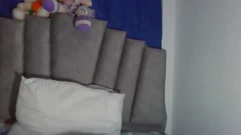 charis 2 online show from March 3, 11:10 pm