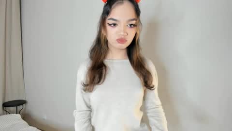 MIchelle online show from December 3, 7:05 am