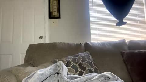 Snapshot of charlesaw38 chatting on April 5, 2:14 pm charlesaw38 online show from April 5, 2:14 pm