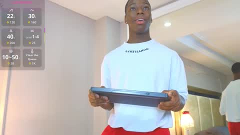 charlesbrown_ online show from October 14, 1:01 pm