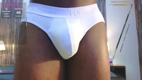 Snapshot of charlesbrown_ chatting on November 3, 12:06 pm charlesbrown_ online show from November 3, 12:06 pm