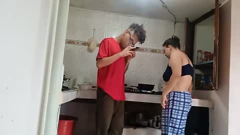 Snapshot of charleshache chatting on February 8, 2:27 pm Charles online show from February 8, 2:27 pm