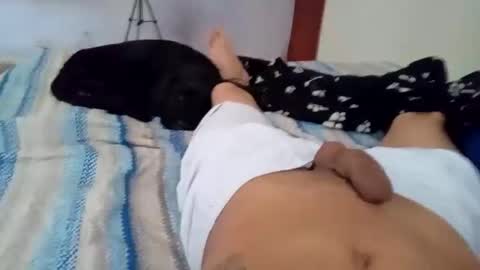 Snapshot of charleshache chatting on February 15, 12:43 pm Charles online show from February 15, 12:43 pm